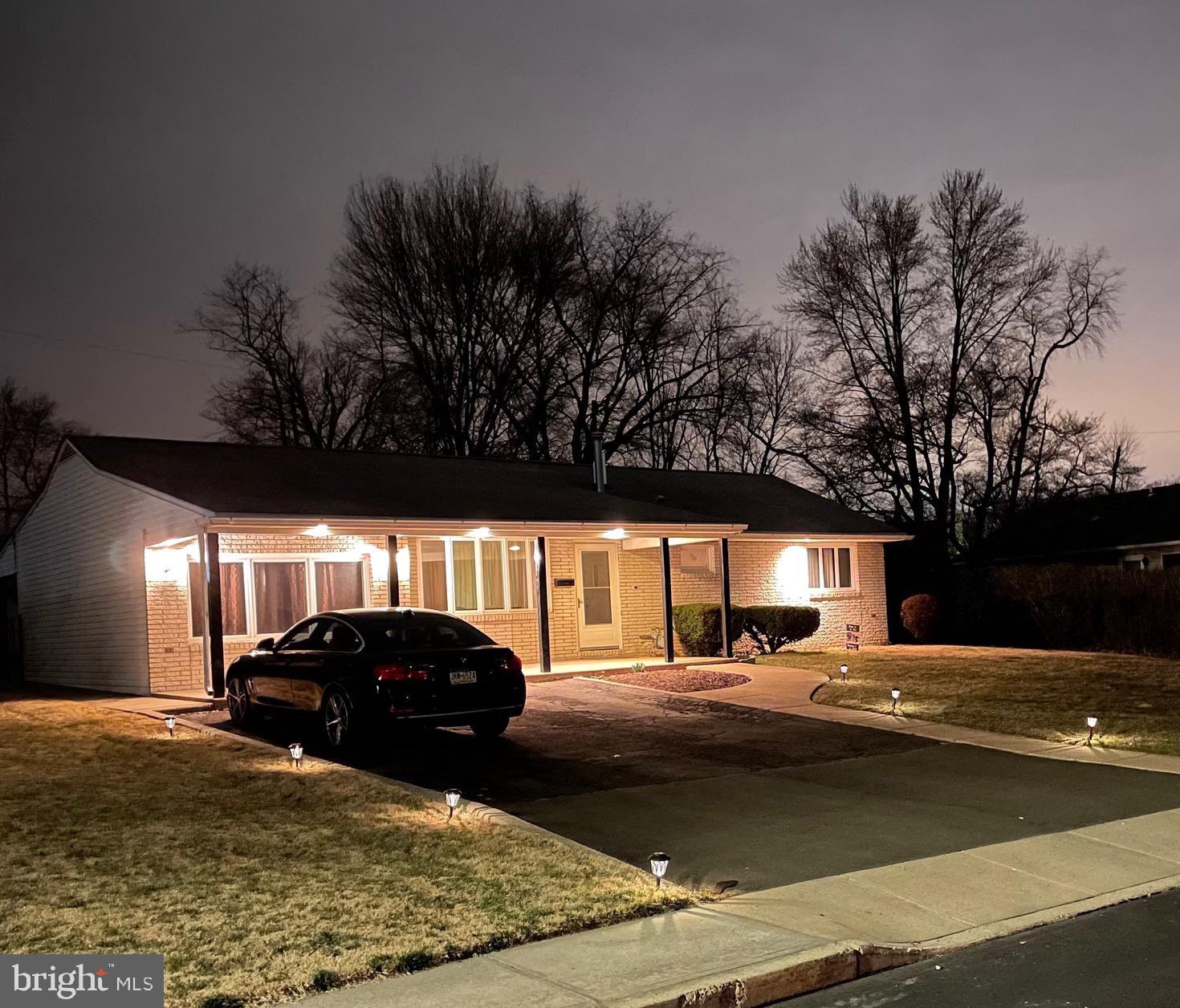 809 Auburn Road Fairless Hills, PA 19030 - Photo 1 of 24 Gallery Image 1