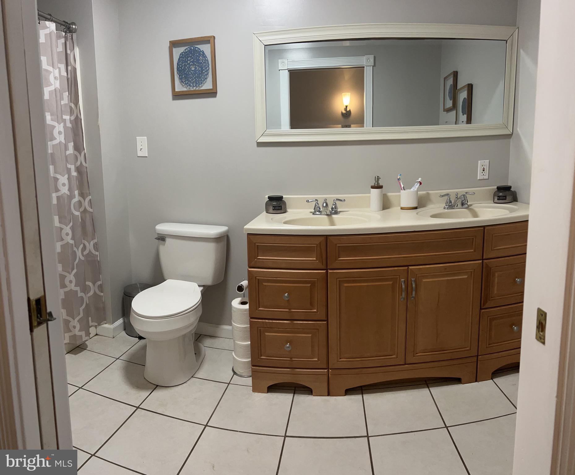 809 Auburn Road Fairless Hills, PA 19030 - Photo 17 of 24 Master bathroom