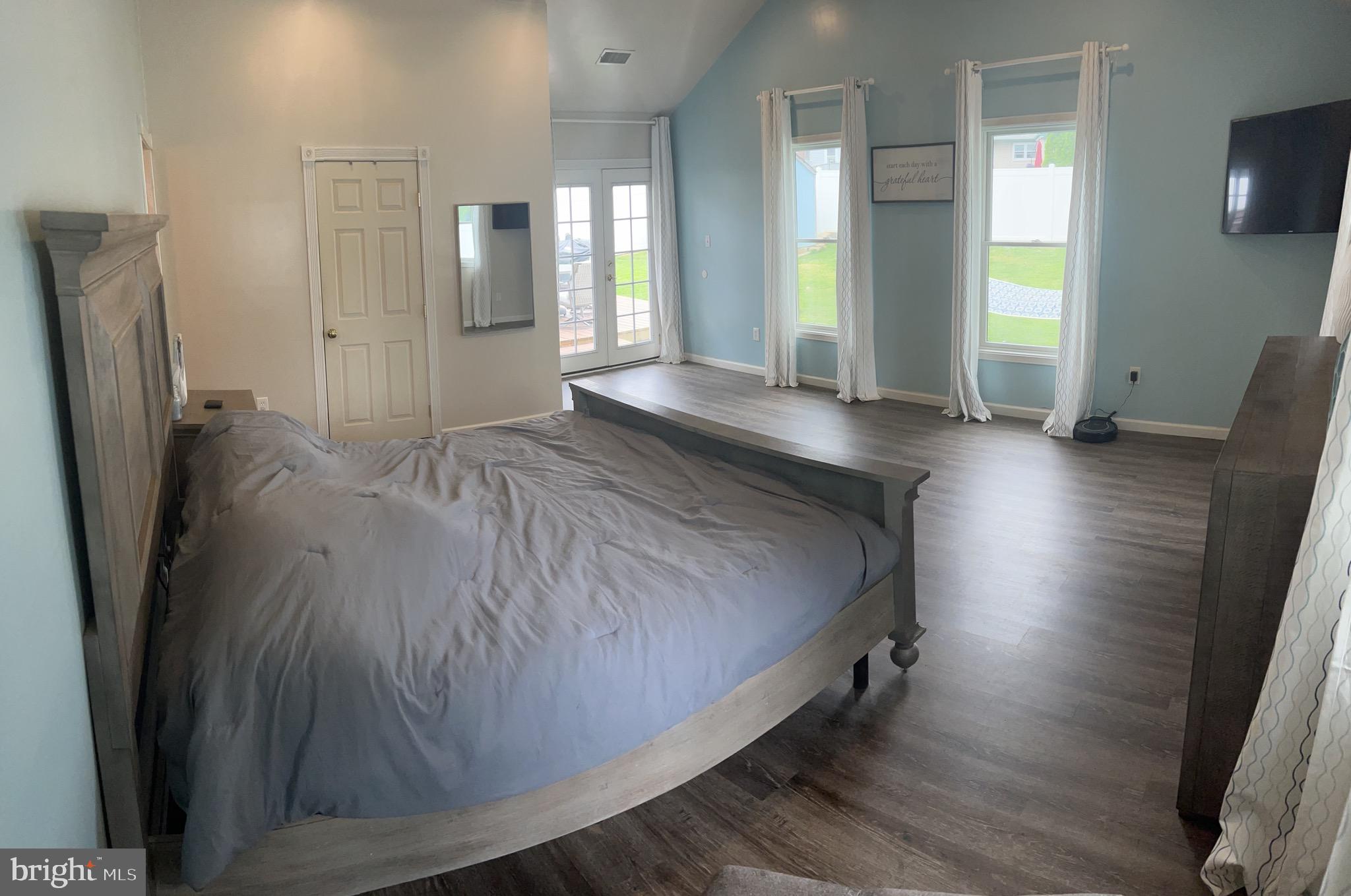 809 Auburn Road Fairless Hills, PA 19030 - Photo 18 of 24 Master bedroom