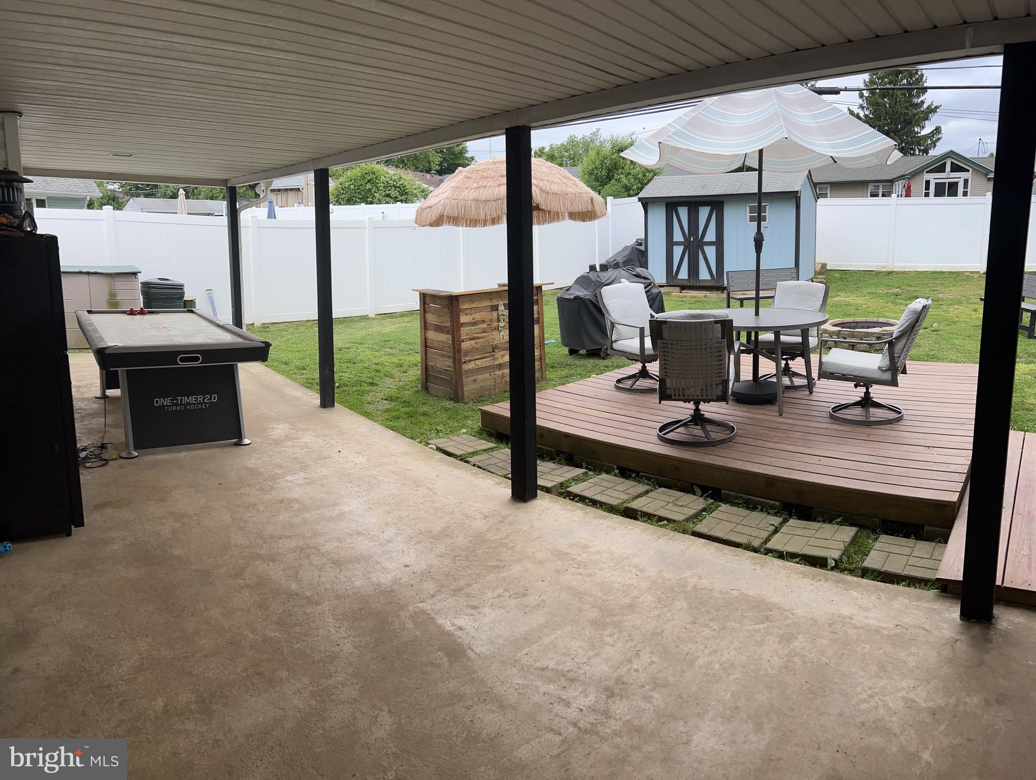809 Auburn Road Fairless Hills, PA 19030 - Photo 23 of 24 Back porch