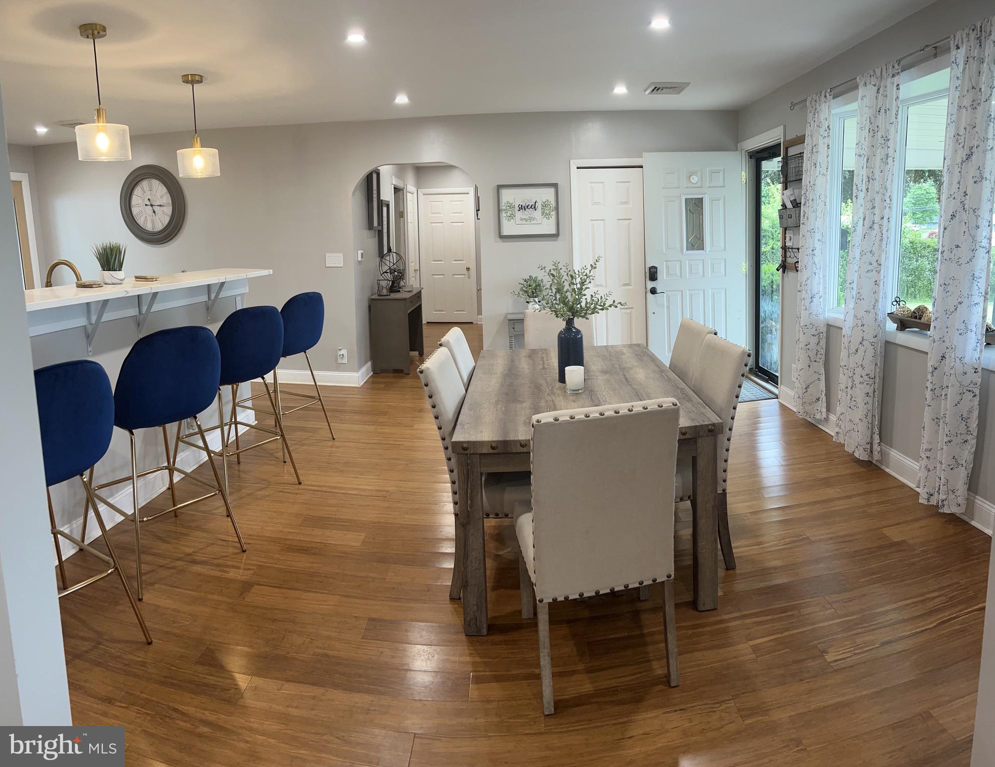 809 Auburn Road Fairless Hills, PA 19030 - Photo 4 of 24 Dining room