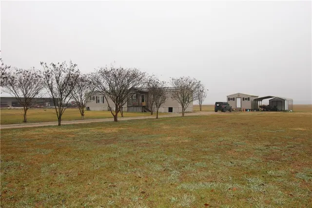 $165,000 | 2113 Highway 1183, Simmesport, LA 71369