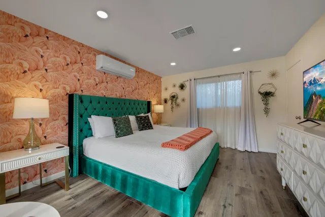 $20,900 | 2230 Tamarisk Road, Palm Springs, CA 92262