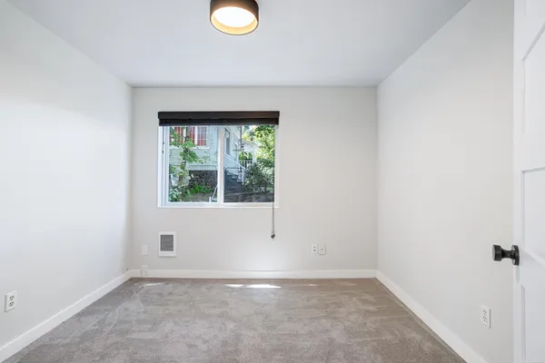 $217,000 | 1002 West 7th Avenue, Unit 103, Spokane, WA 99204