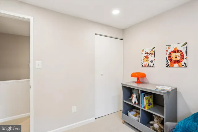 $675,000 | 9323 Bentridge Avenue, Rockville, MD 20854