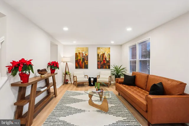 $675,000 | 9323 Bentridge Avenue, Rockville, MD 20854