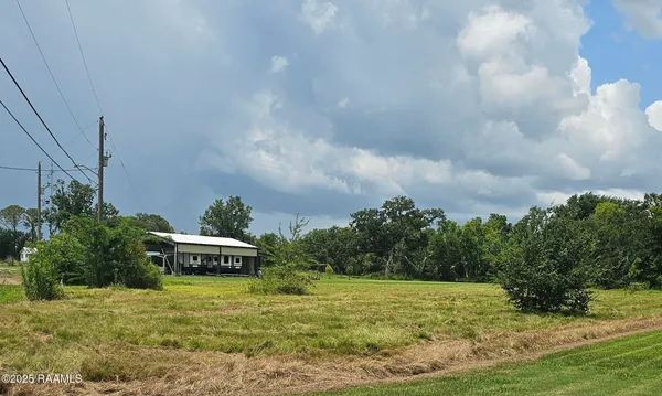 $32,000 | 1628 Dr Beatrous Road, Theriot, LA 70397