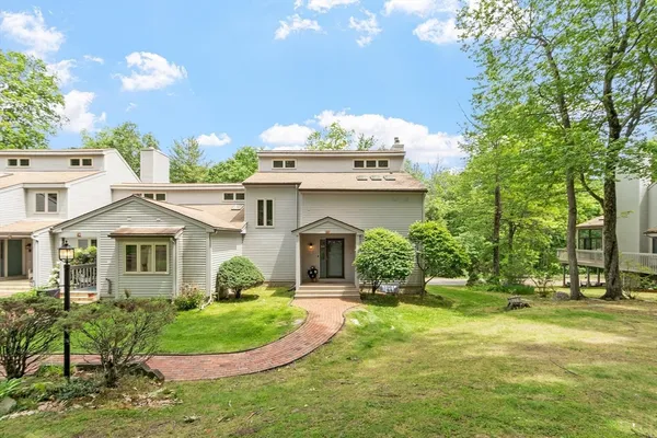 $650,000 | 77 Parkhurst Drive, Unit 77, Westford, MA 01886