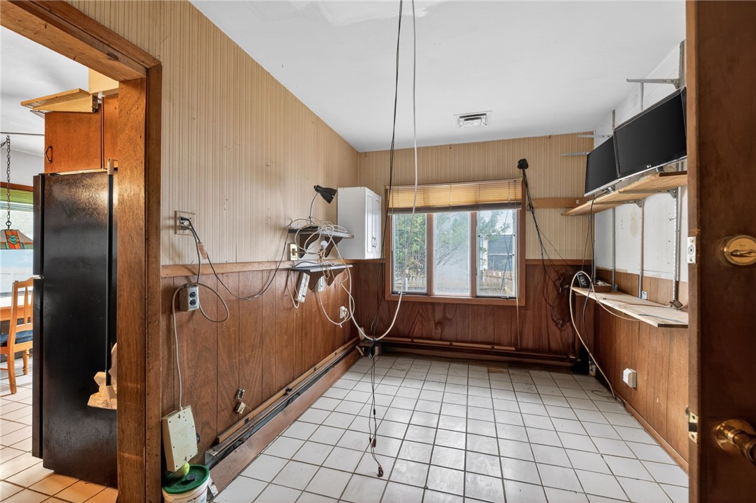 59 Appleton Street Rochester, NY 14611 - Photo 12 of 41
