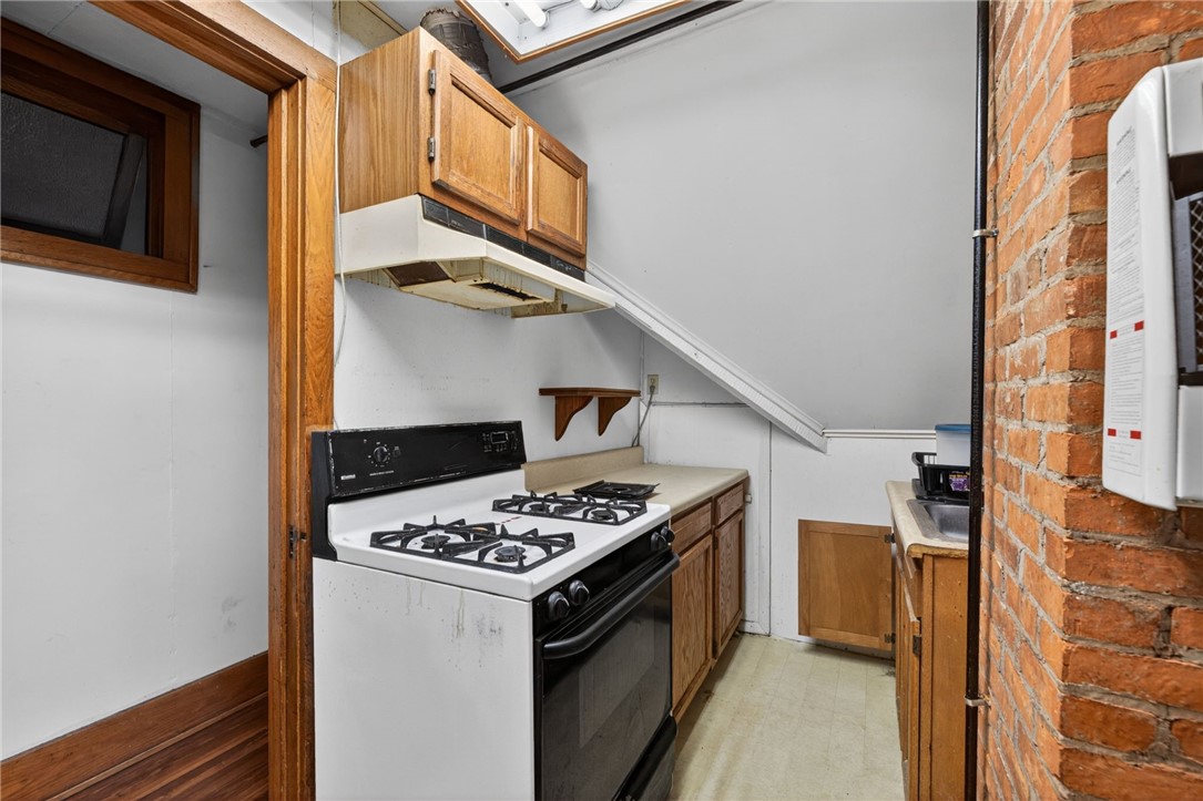 59 Appleton Street Rochester, NY 14611 - Photo 28 of 41