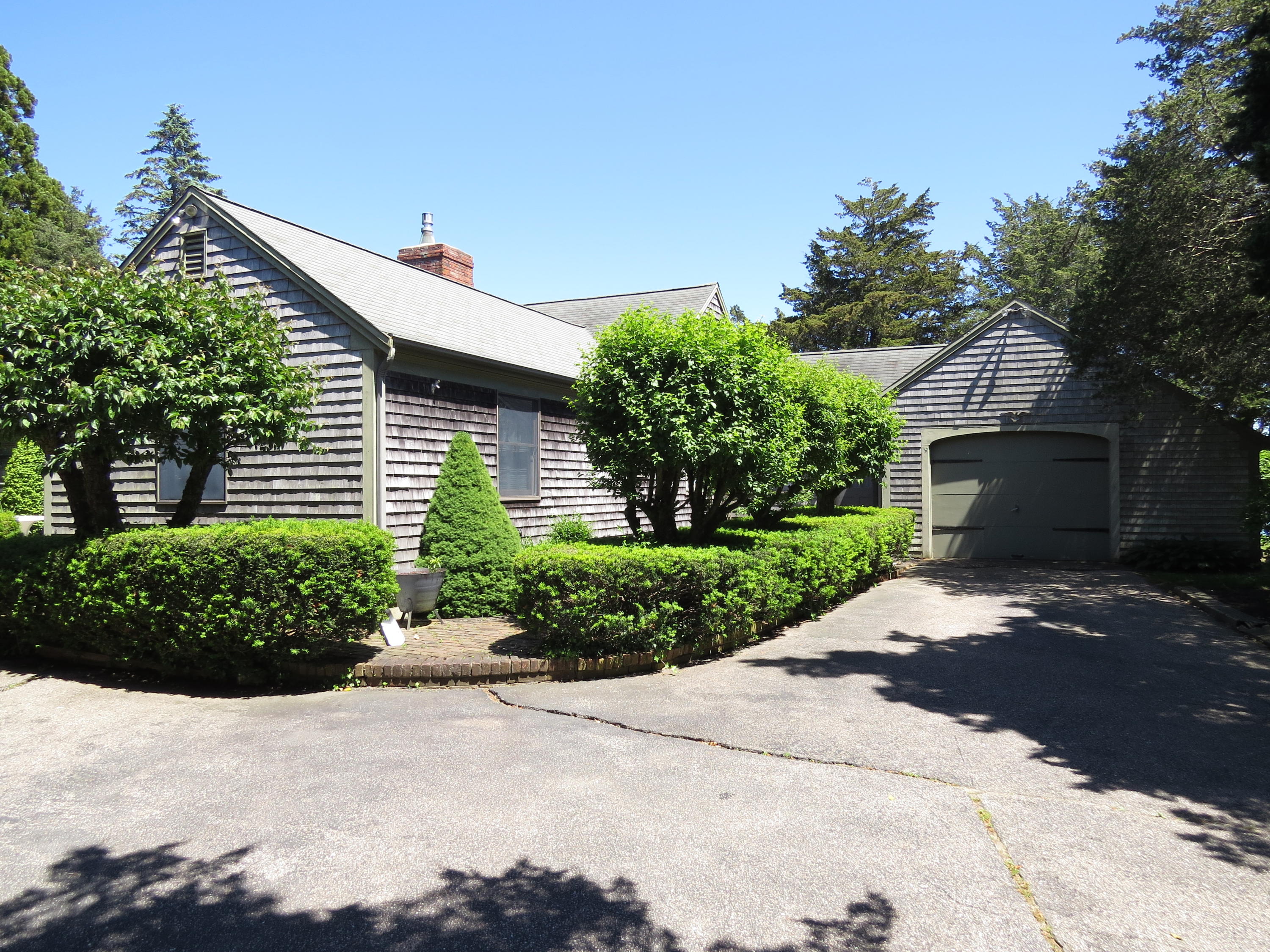 1070 Orleans Road North Chatham, MA 02650 - Photo 2 of 21 IMG_0002