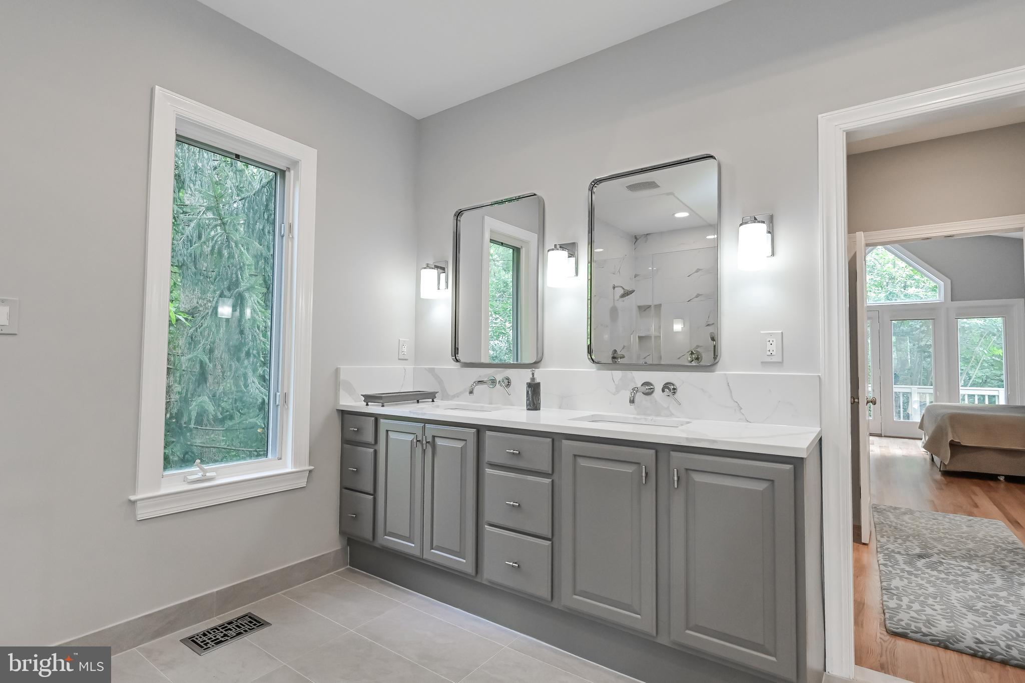 11311 Bright Pond Lane Reston, VA 20194 - Photo 23 of 50 Double Gray Vanity w/ Quartz Counters in Spa Bath