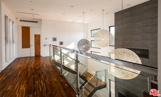 $3,295,000 | 926 North Crescent Heights Boulevard, Los Angeles, CA 90046