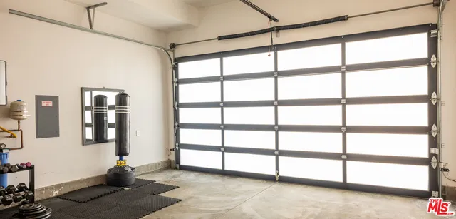 $3,295,000 | 926 North Crescent Heights Boulevard, Los Angeles, CA 90046