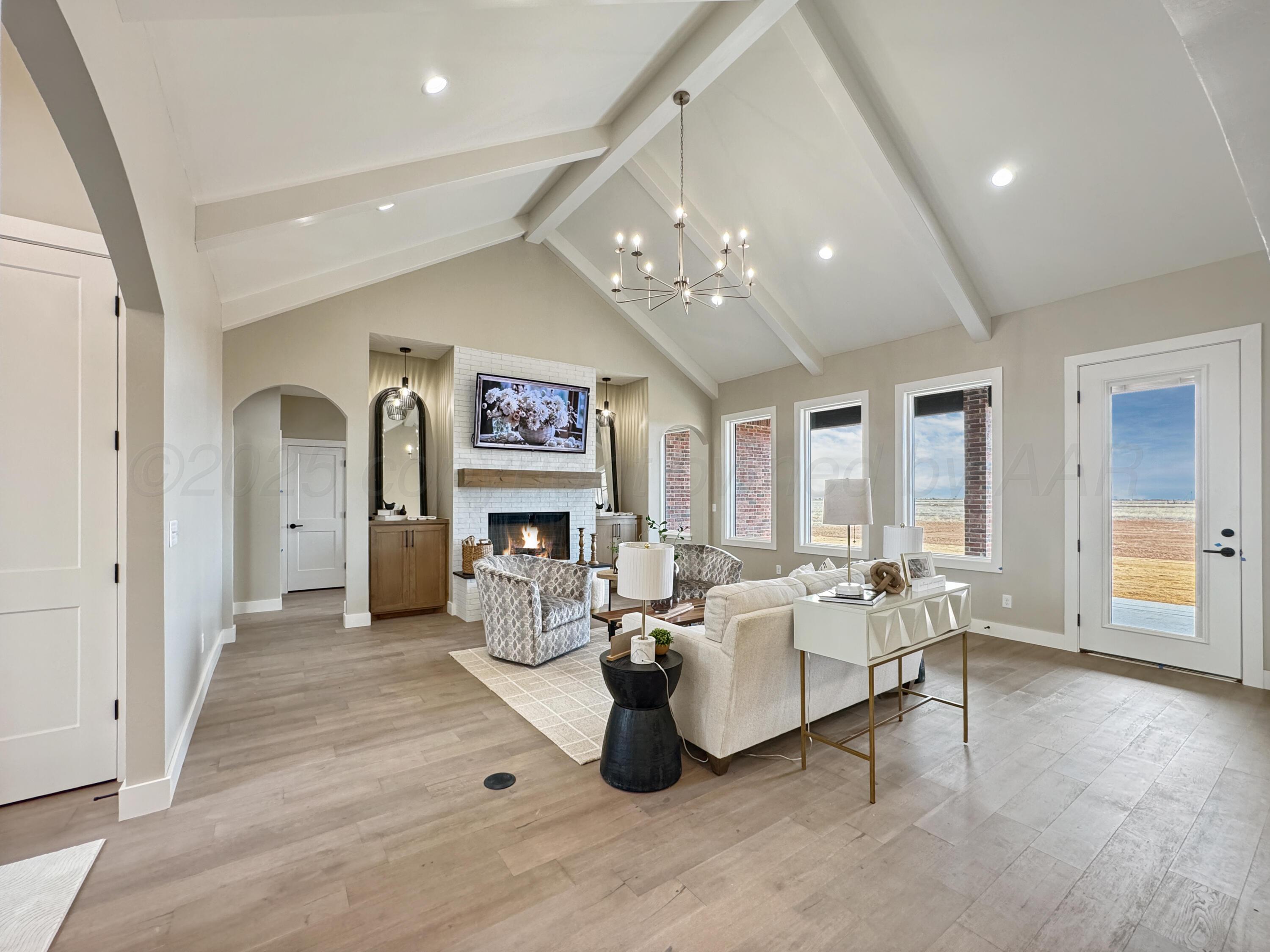 4151 Juniper Springs Road Amarillo, TX 79119 - Photo 4 of 23 Family Room