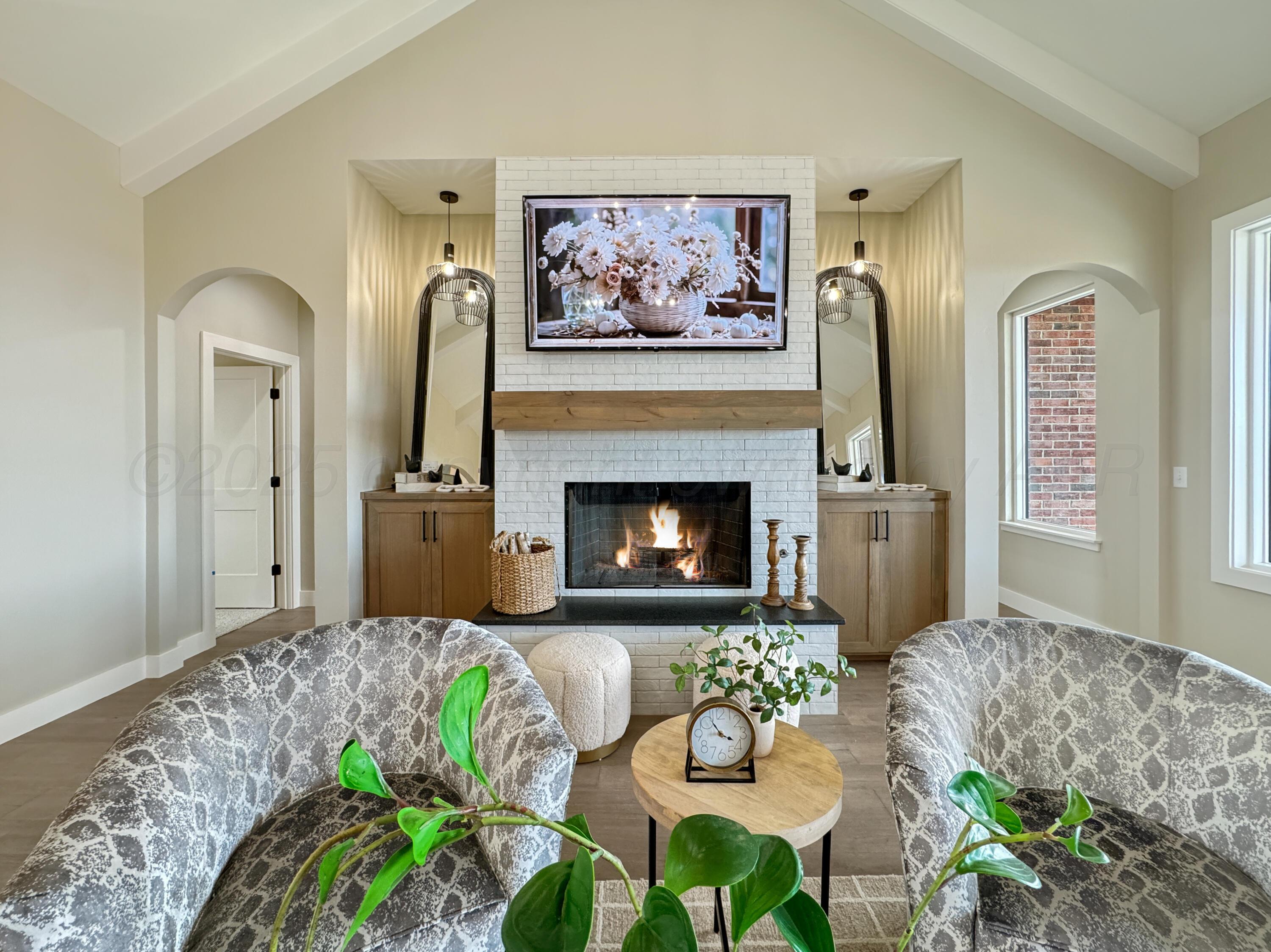 4151 Juniper Springs Road Amarillo, TX 79119 - Photo 5 of 23 Family Room