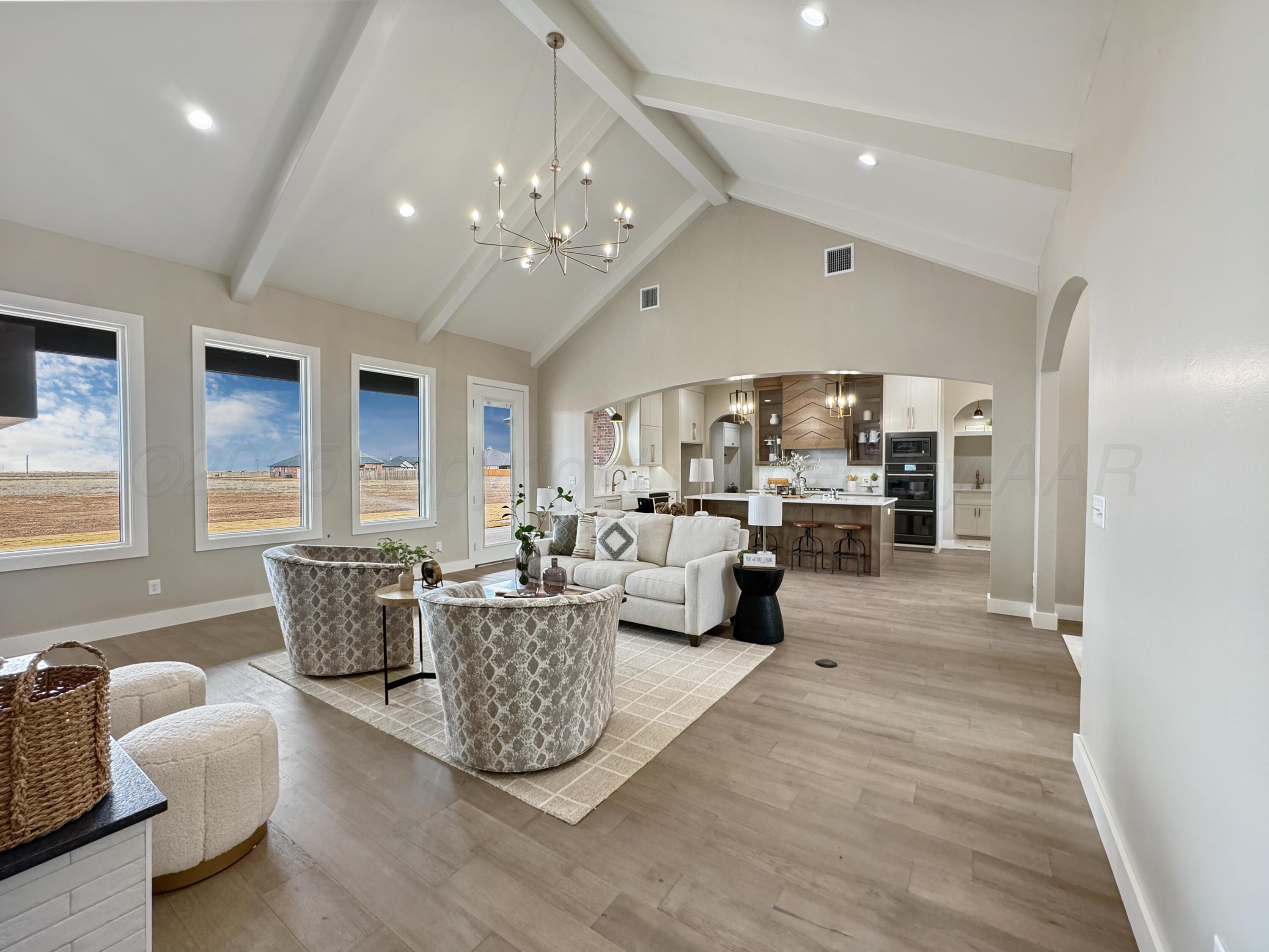 4151 Juniper Springs Road Amarillo, TX 79119 - Photo 6 of 23 Family Room