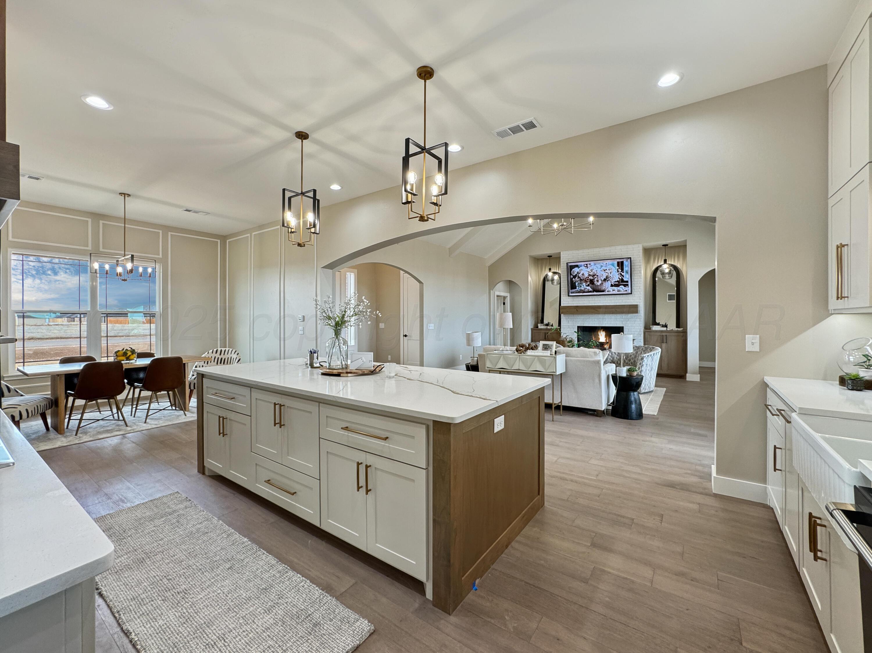 4151 Juniper Springs Road Amarillo, TX 79119 - Photo 7 of 23 Kitchen
