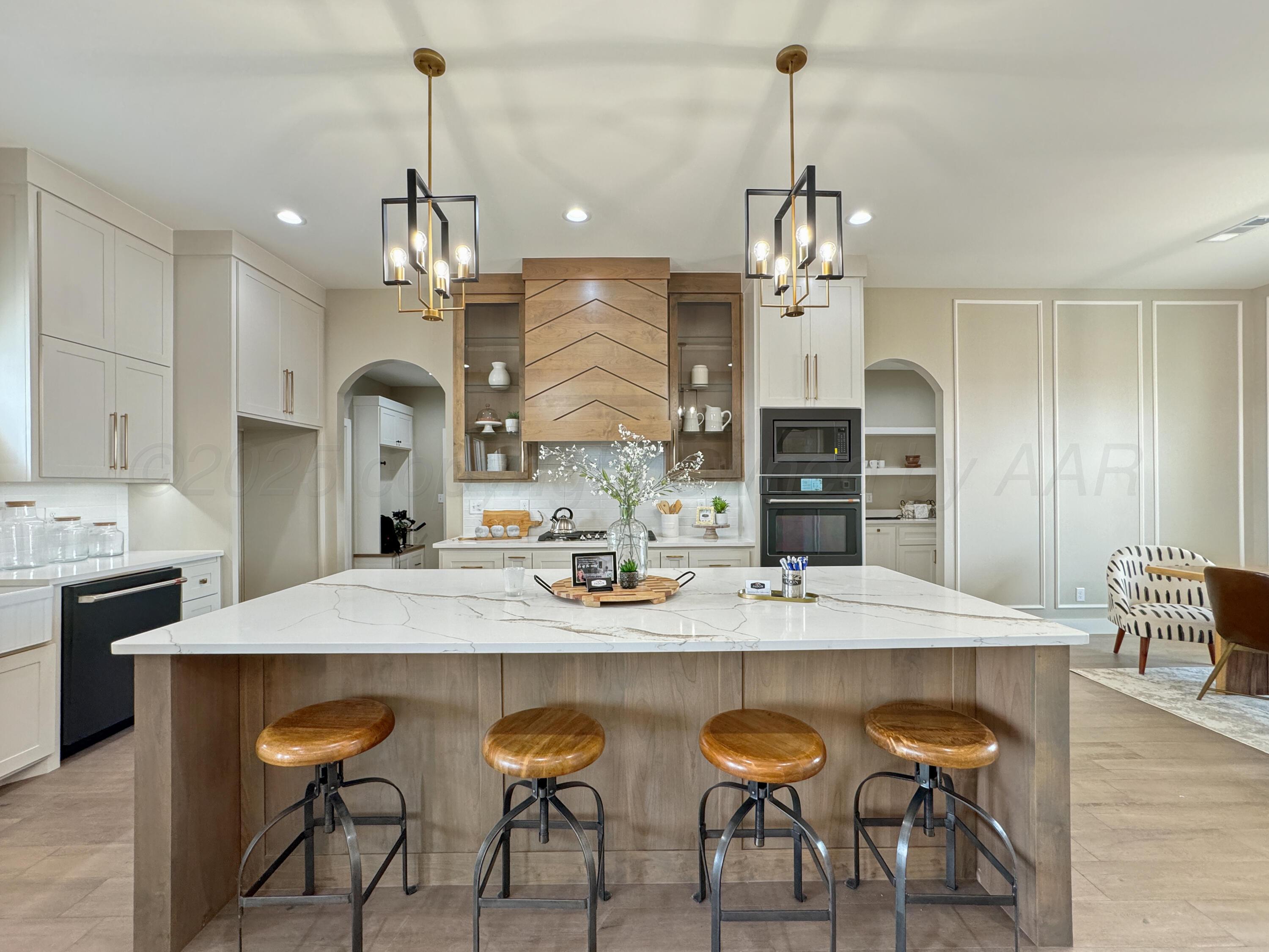 4151 Juniper Springs Road Amarillo, TX 79119 - Photo 9 of 23 Kitchen