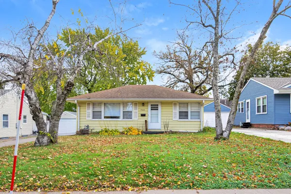 $2,249 | 7501 West Lake Street, St. Louis Park, MN 55426