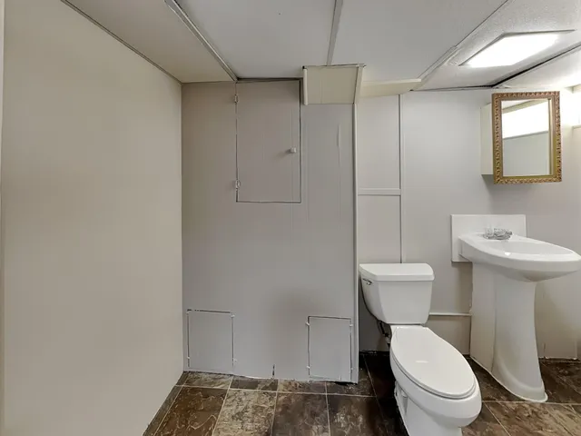 $2,249 | 7501 West Lake Street, St. Louis Park, MN 55426