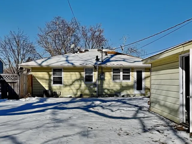 $2,249 | 7501 West Lake Street, St. Louis Park, MN 55426