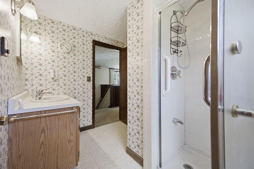 955 Bridgton Road Westbrook, ME 04092 - Photo 17 of 53 Accessible Shower