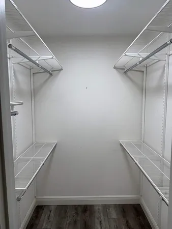 $2,000 | 355 North Post Oak Lane, Unit 641, Houston, TX 77024