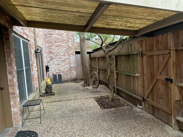355 North Post Oak Lane, Unit 641 Houston, TX 77024 - Photo 23 of 24