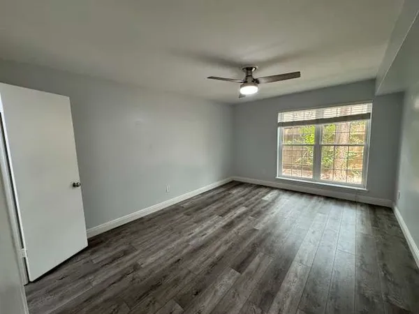 $2,000 | 355 North Post Oak Lane, Unit 641, Houston, TX 77024