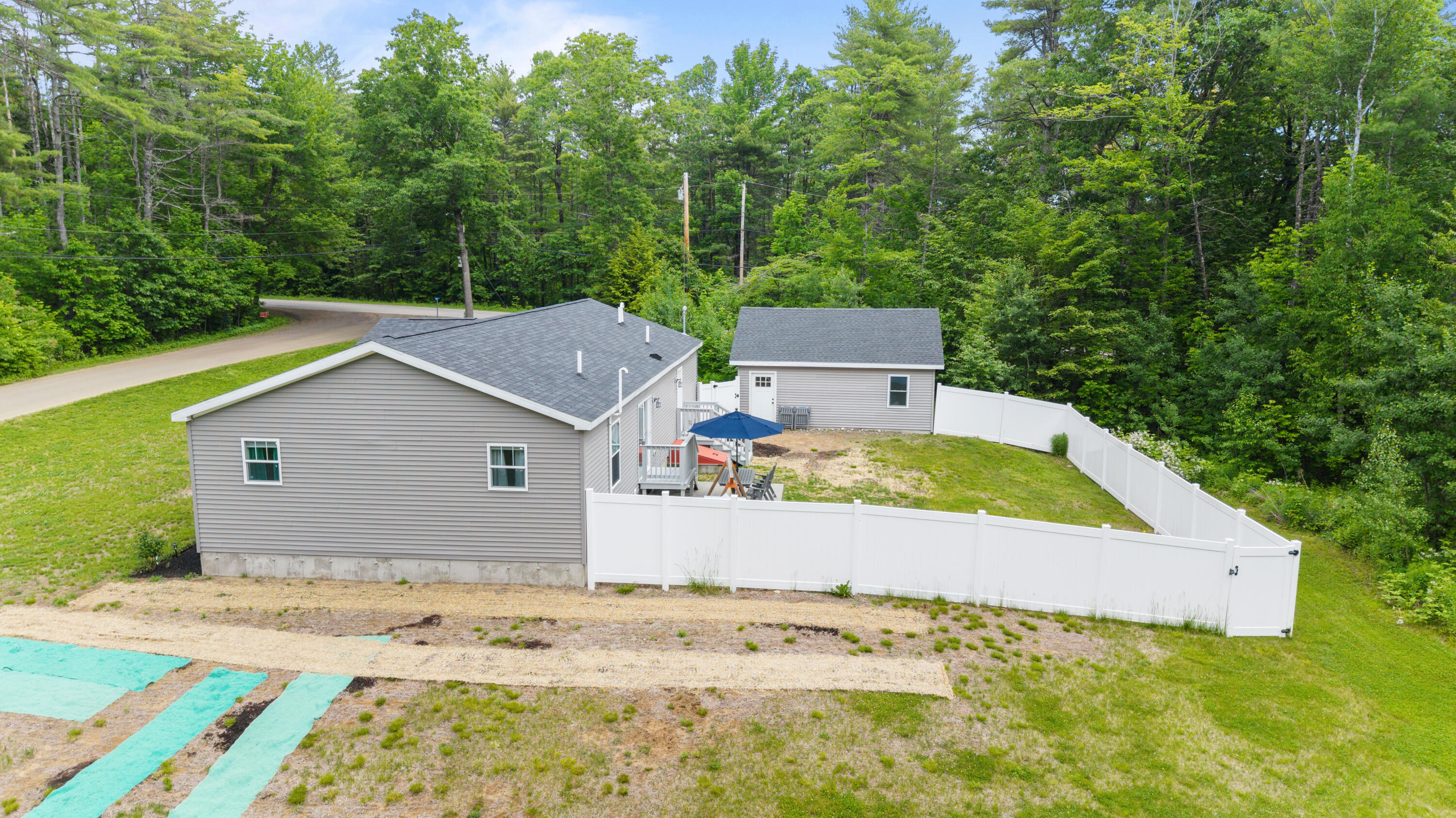 1074 Weeks Mills Road Augusta, ME 04330 - Photo 3 of 34 3