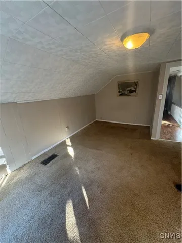 $139,900 | 2255 Oneida Street, Paris, NY 13322