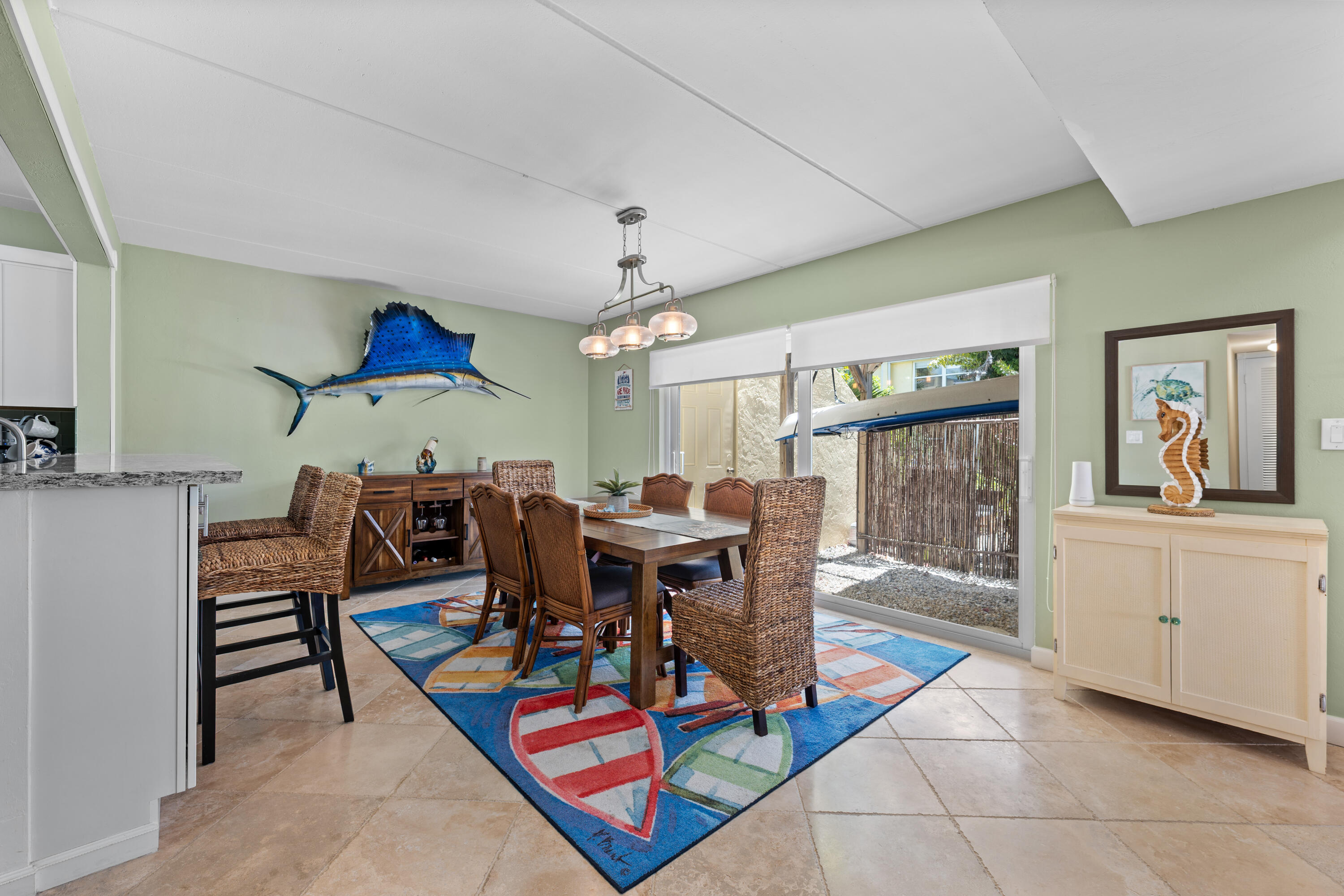 591 Sombrero Beach Road, Unit 1B Marathon, FL 33050 - Photo 12 of 31 Dining