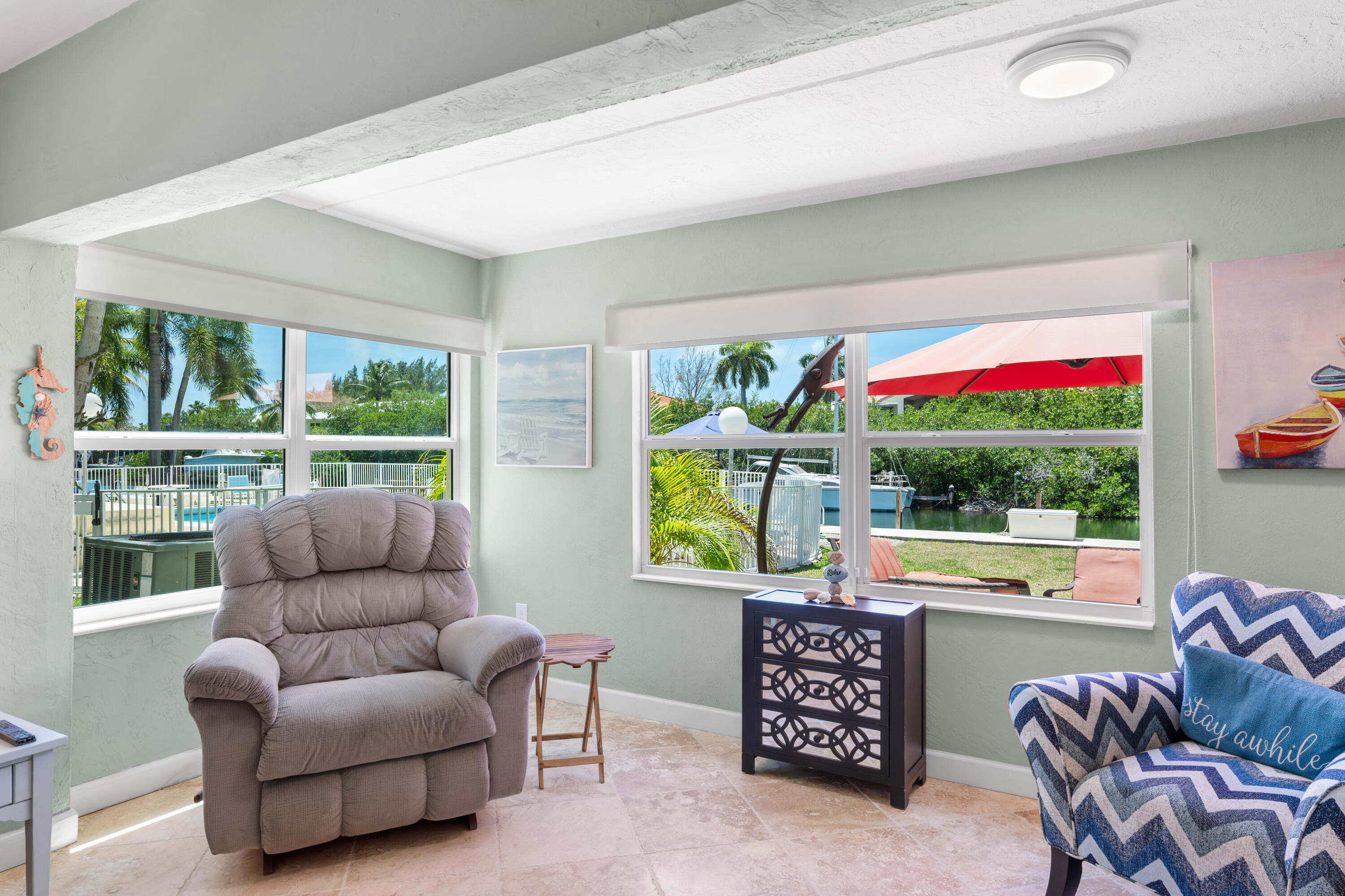 591 Sombrero Beach Road, Unit 1B Marathon, FL 33050 - Photo 6 of 31 Main Living