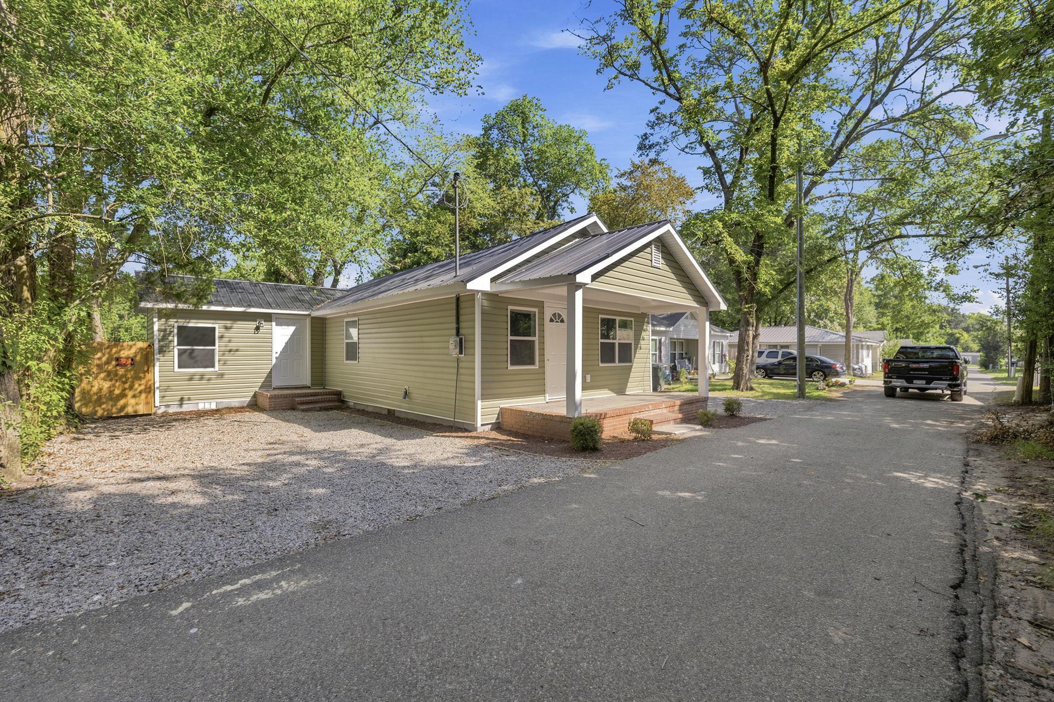 1744 John Street Conway, SC 29527 - Photo 2 of 30