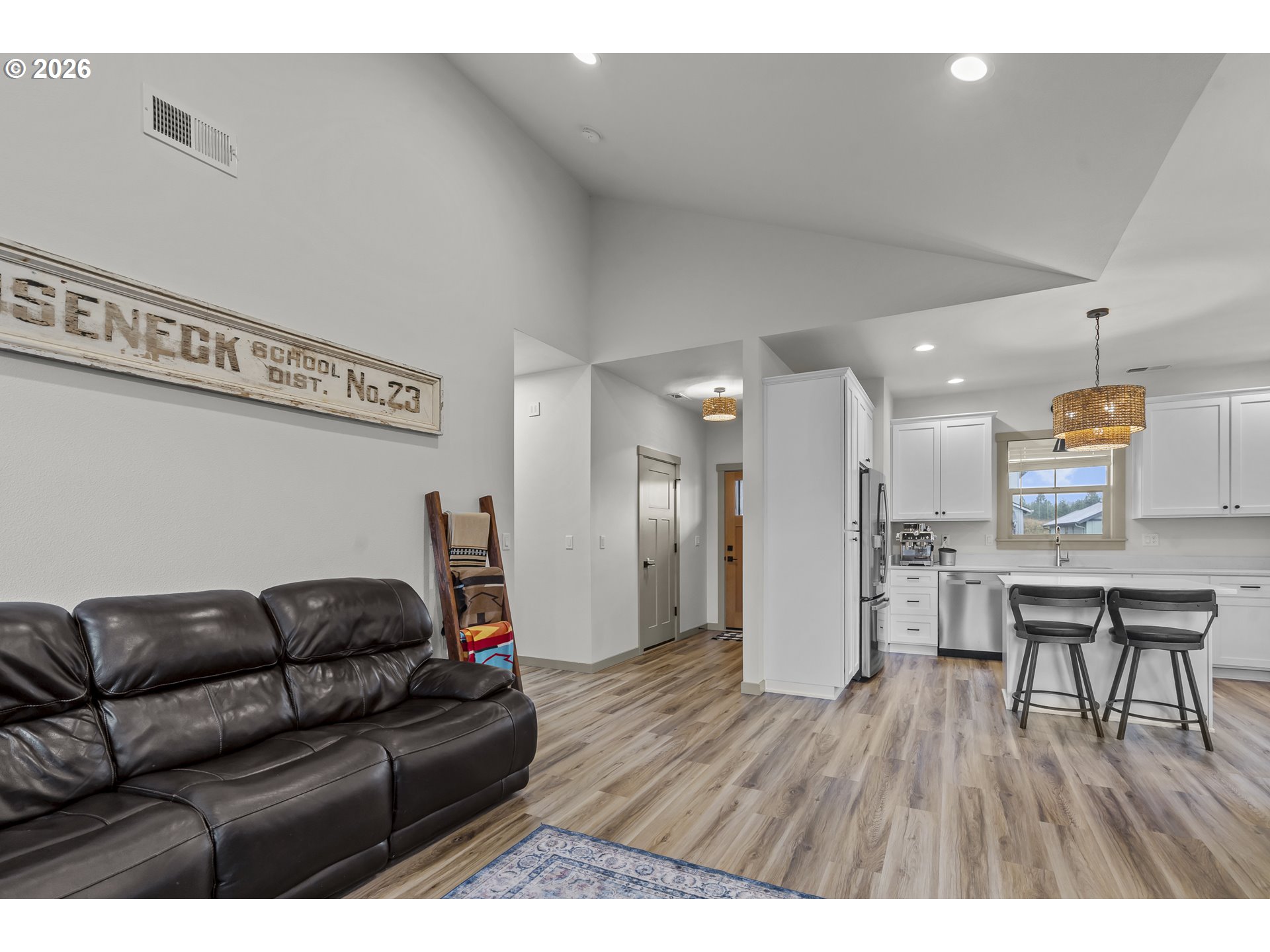 454 Southwest Rose Avenue Dallas, OR 97338 - Photo 12 of 37