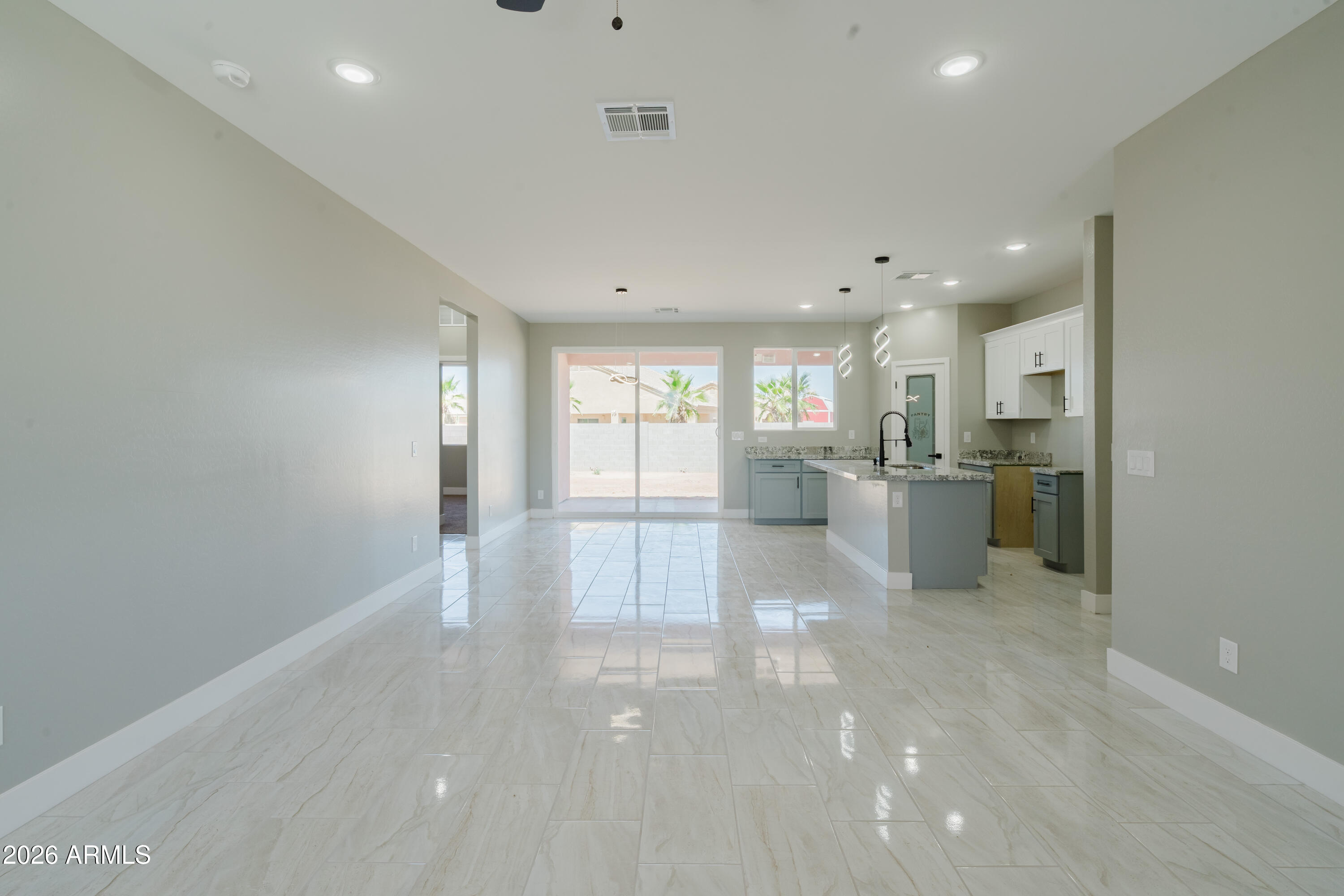 14520 South Overfield Road Arizona City, AZ 85123 - Photo 10 of 39 overfield-10
