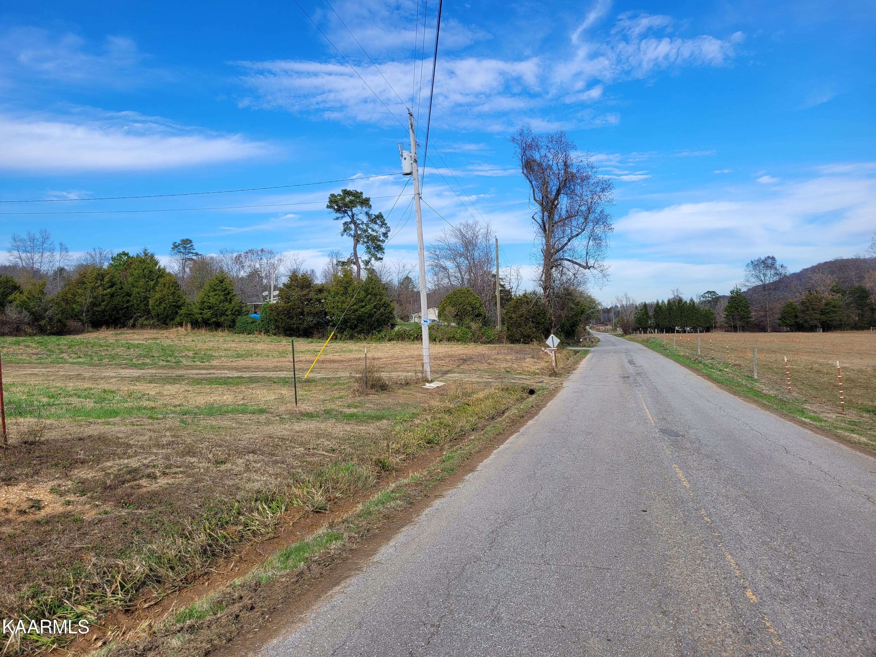 992 Salem Valley Road Ten Mile, TN 37880 - Photo 7 of 9 20221114_140031