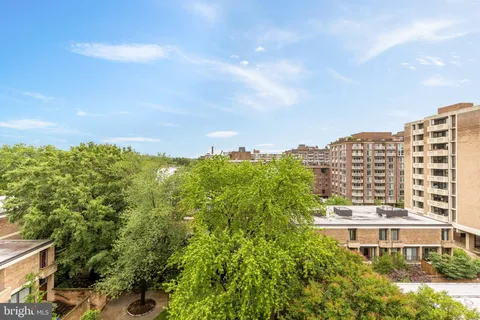 $189,900 | 1245 4th Street Southwest, Unit E511, Washington, DC 20024