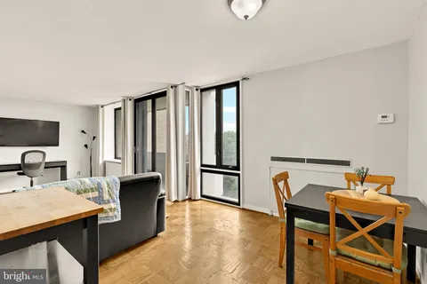 $189,900 | 1245 4th Street Southwest, Unit E511, Washington, DC 20024