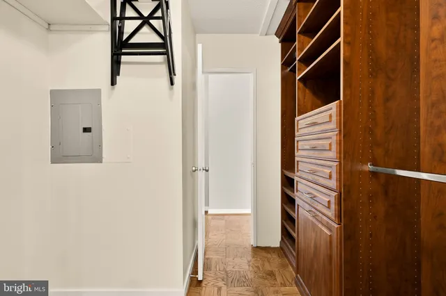 a view of walk in closet