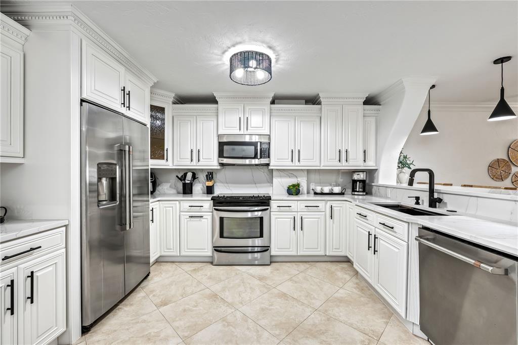 5880 Midnight Pass Road, Unit 210 Sarasota, FL 34242 - Photo 8 of 75