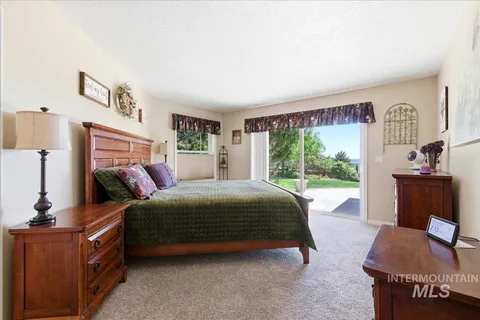 $999,900 | 9547 West Golden View Drive, Star, ID 83669