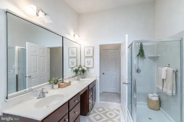 $872,500 | 25174 Fortitude Terrace, Chantilly, VA 20152