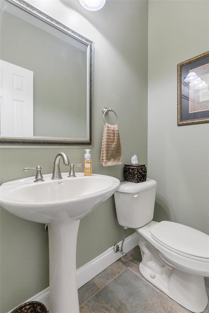 562 Malinmor Drive Weldon Spring, MO 63304 - Photo 9 of 56 Gallery Image 9