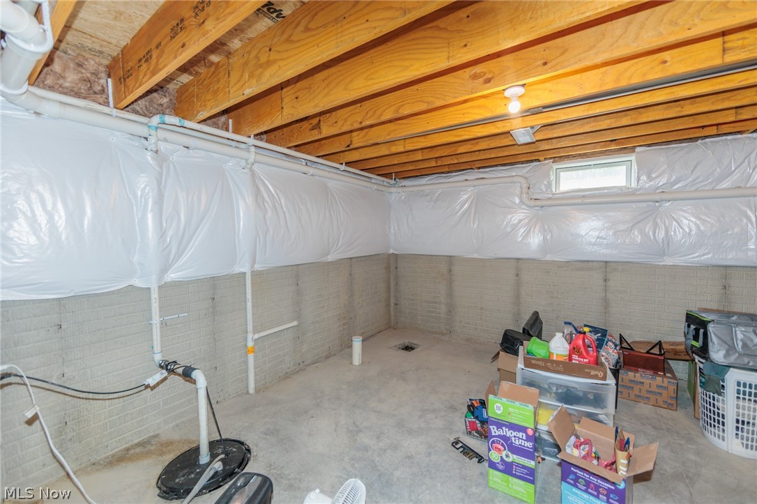 12709 Chamberlain Road Aurora, OH 44202 - Photo 30 of 34 View of basement