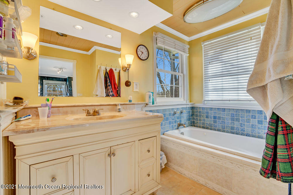 513 Frank Applegate Road Jackson, NJ 08527 - Photo 25 of 38 026_dsc00146