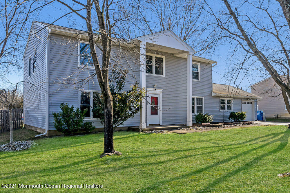 513 Frank Applegate Road Jackson, NJ 08527 - Photo 4 of 38 002_dsc00008_1b