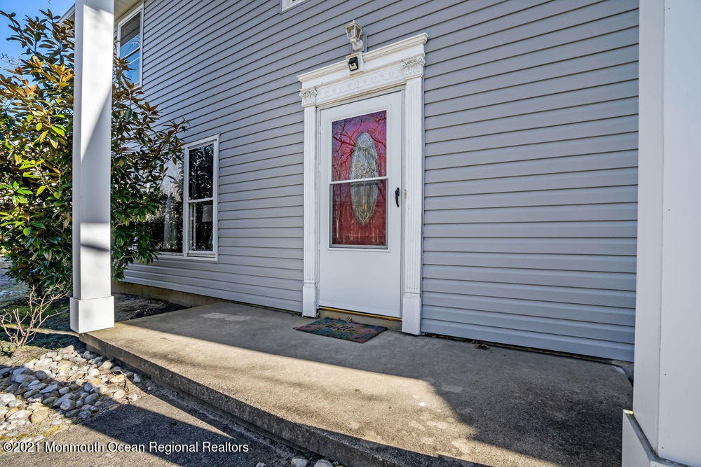 513 Frank Applegate Road Jackson, NJ 08527 - Photo 9 of 38 007_dsc00053