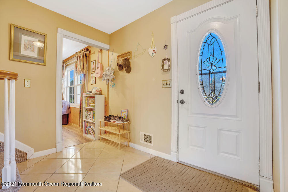 513 Frank Applegate Road Jackson, NJ 08527 - Photo 10 of 38 009_dsc00061